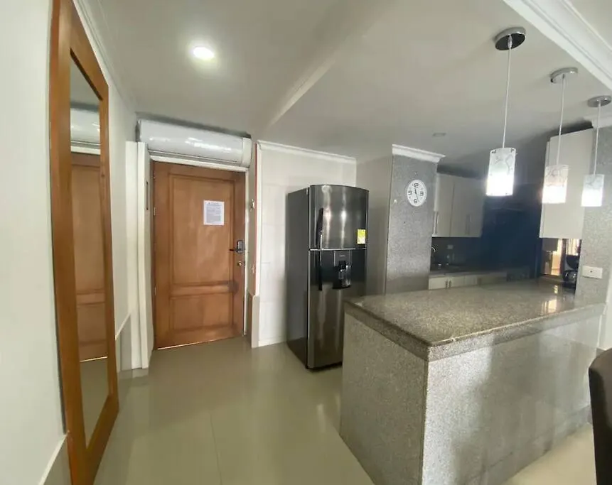 Modern Apartment In Laguito Cartagena