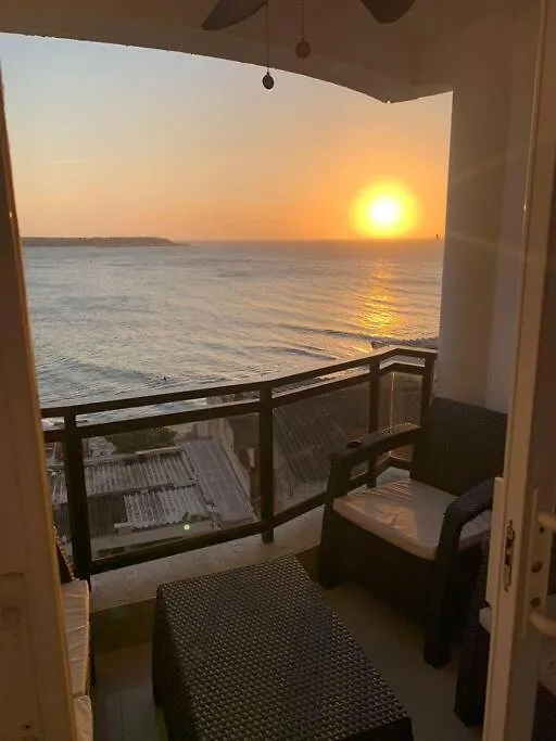 Modern Apartment In Laguito location